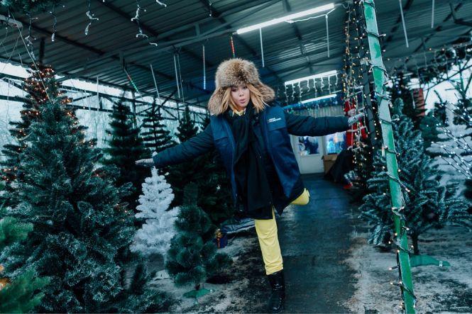 Новини Вінниці - фото з Ірина Білик і Діма Коляденко стали продавцями на ринку (Пресслужба «Інтер») Ірина Білик і Діма Коляденко стали продавцями на ринку (Пресслужба «Інтер»), фото №1 на сайті 20minut.ua