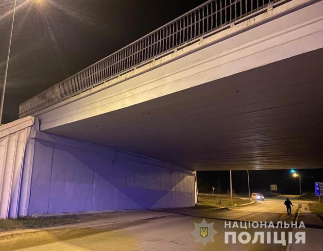 Новини Житомира - фото з "Замінував" мости у Коростишеві: СБУ та поліція затримала псевдотерориста "Замінував" мости у Коростишеві: СБУ та поліція затримала псевдотерориста, фото №2 на сайті 20minut.ua