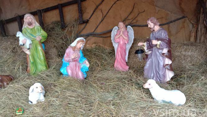 Як виглядають різдвяні вертепи у костелах Хмельницького (ФОТО), фото №4 на сайті vsim.ua
