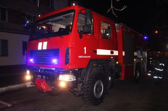 Новини Хмельницького - фото з У Хмельницькому горіла квартира у багатоповерхівці: загинула жінка (ВІДЕО) У Хмельницькому горіла квартира у багатоповерхівці: загинула жінка (ВІДЕО), фото №3 на сайті vsim.ua