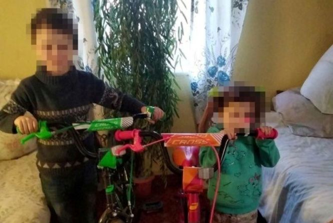 Новини Вінниці - фото з Важливе за вчора. Найцікавіші новини 28 грудня, які ви могли пропустити Брат і сестричка, які вижили в аварії, не можуть зустрітися: Іванко в лікарні, Іванка в дитбудинку