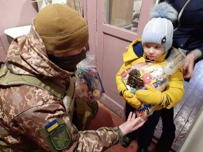 Новини Вінниці - фото з «Беріть гітари і приїжджайте до нас!» – вінницькі АТОвці із фронту записали відеозвернення до артистів «Беріть гітари і приїжджайте до нас!» – вінницькі АТОвці із фронту записали відеозвернення до артистів, фото №2 на сайті 20minut.ua