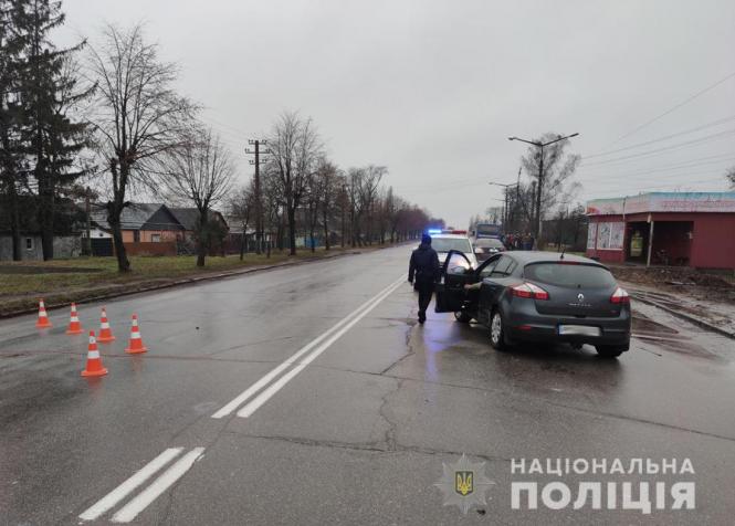 У Коростені "Рено" збив пенсіонерку і дитину: жінка померла в реанімації, фото №1 на сайті 20minut.ua