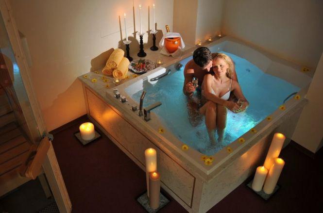 Новини Вінниці - фото з ВІН І ВОНА. У ліжку чи у наметі? Як зустріти Новий рік з коханою людиною ВІН І ВОНА. У ліжку чи у наметі? Як зустріти Новий рік з коханою людиною, фото №2 на сайті 20minut.ua