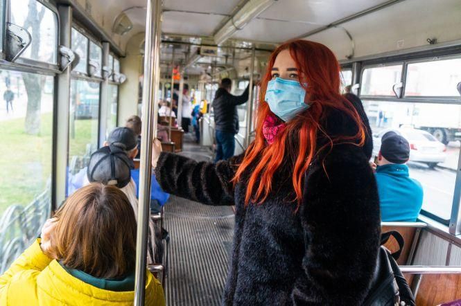 Новини Вінниці - фото з Рік в обіймах COVID: як ми у 2020-му переживали пандемію коронавірусу Рік в обіймах COVID: як ми у 2020-му переживали пандемію коронавірусу, фото №2 на сайті 20minut.ua