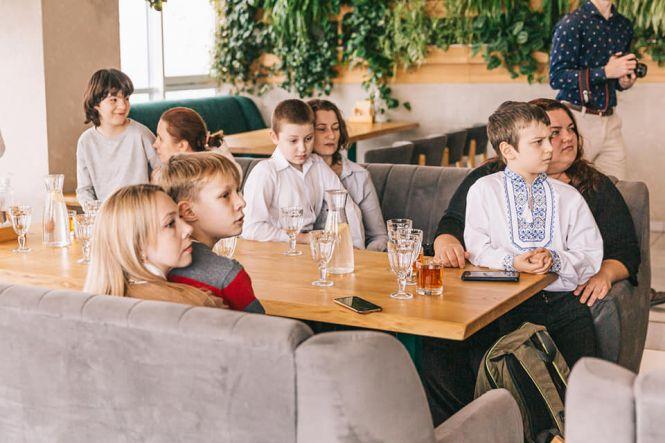 Новини Вінниці - фото з «Діти говорили про свій аутизм на всю країну». Відбувся благодійний проект «Світ всередині» «Діти говорили про свій аутизм на всю країну». Відбувся благодійний проект «Світ всередині», фото №4 на сайті 20minut.ua