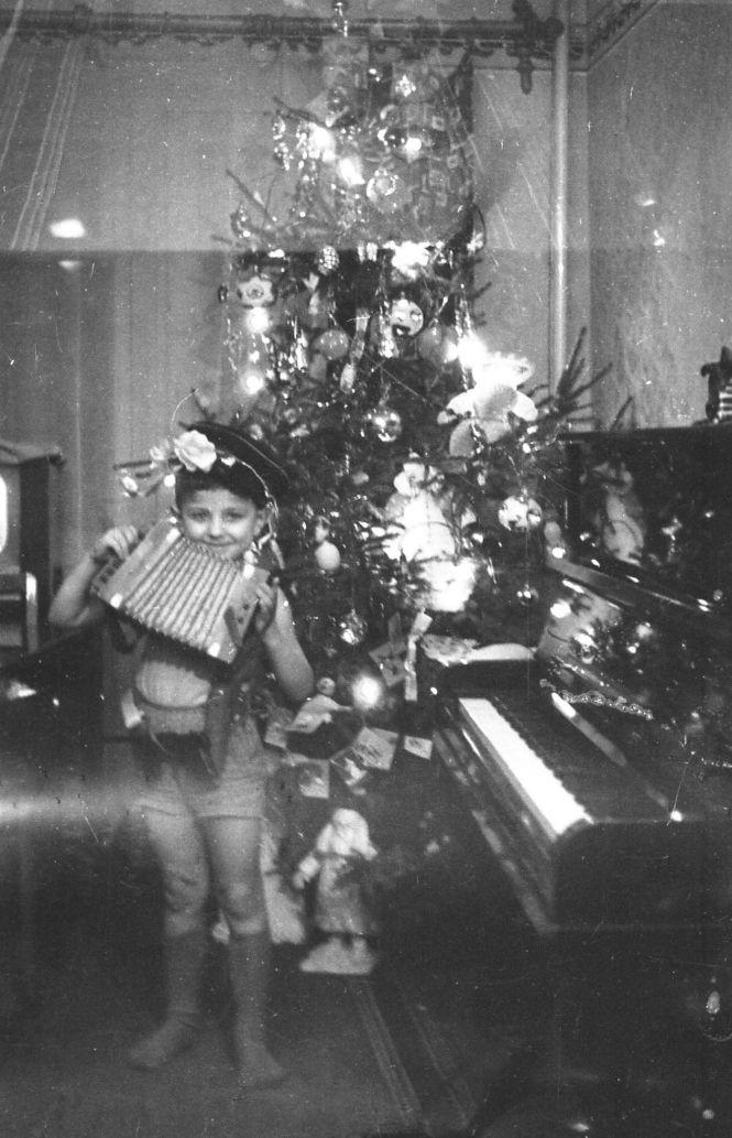 Зимова ностальгія. Якими були новорічна Вінниця і вінничани у минулому столітті, фото №15 на сайті 20minut.ua