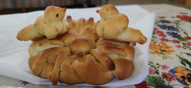 Новини Вінниці - фото з Калачі на Святвечір мають бути пісні. Майстер-клас від мешканців маленького села над Дністром Калачі на Святвечір мають бути пісні. Майстер-клас від мешканців маленького села над Дністром, фото №1 на сайті 20minut.ua