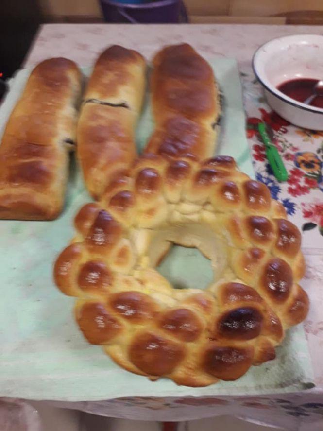 Новини Вінниці - фото з Калачі на Святвечір мають бути пісні. Майстер-клас від мешканців маленького села над Дністром Калачі на Святвечір мають бути пісні. Майстер-клас від мешканців маленького села над Дністром, фото №2 на сайті 20minut.ua