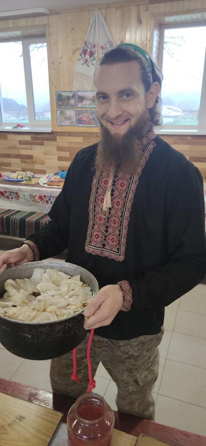 Новини Вінниці - фото з Калачі на Святвечір мають бути пісні. Майстер-клас від мешканців маленького села над Дністром Калачі на Святвечір мають бути пісні. Майстер-клас від мешканців маленького села над Дністром, фото №8 на сайті 20minut.ua