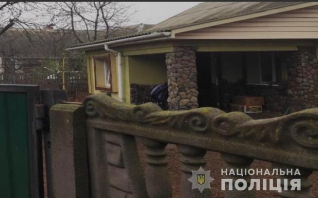 Новини Вінниці - фото з Бив стільцем по голові: чергове застілля в Писарівці закінчилось трагедією Бив стільцем по голові: чергове застілля в Писарівці закінчилось трагедією, фото №1 на сайті 20minut.ua