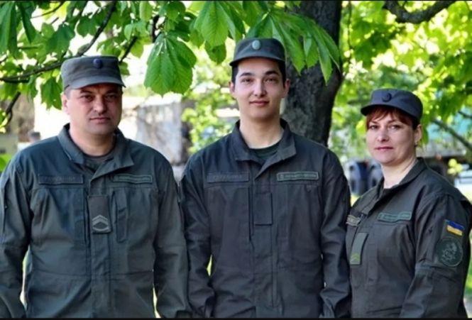 Новини Вінниці - фото з Святвечір без нього. Гвардійці провели в останню путь бойового побратима Святвечір без нього. Гвардійці провели в останню путь бойового побратима, фото №3 на сайті 20minut.ua