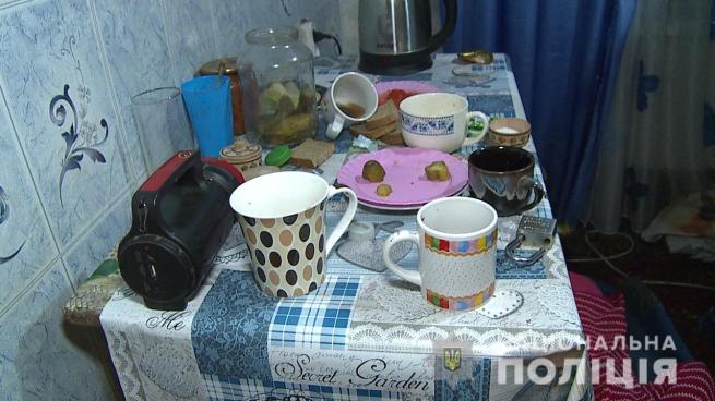 Смертельне Різдво в Журавному: жінці під час застілля перерізали горло, фото №3 на сайті 20minut.ua