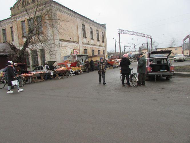 Новини Козятина - фото з Прогулянка містом: піщані гейзери, латана труба та Різдвяне сяйво на Осипенка Прогулянка містом: піщані гейзери, латана труба та Різдвяне сяйво на Осипенка, фото №10 на сайті 20minut.ua