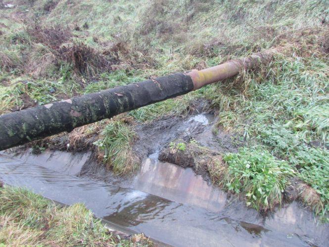 Новини Козятина - фото з Прогулянка містом: піщані гейзери, латана труба та Різдвяне сяйво на Осипенка Прогулянка містом: піщані гейзери, латана труба та Різдвяне сяйво на Осипенка, фото №9 на сайті 20minut.ua