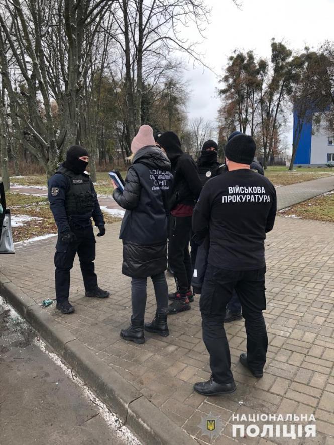 На Житомирщині викрили групу наркоділків і ліквідували канал збуту наркотиків, фото №5 на сайті 20minut.ua