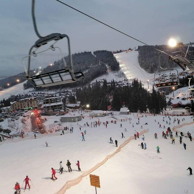 Новини Вінниці - фото з «В Буковелі локдауну немає». Вінницькі туристи розповідають про відпочинок без обмежень «В Буковелі локдауну немає». Вінницькі туристи розповідають про відпочинок без обмежень, фото №7 на сайті 20minut.ua