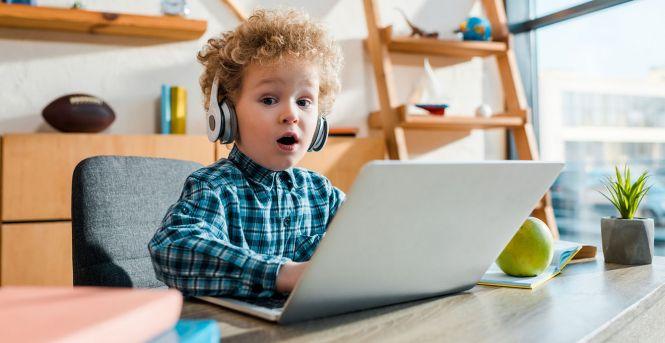 Новини Тернополя - фото з Батьки хапаються  за голову! У Тернополі стартувала «дистанційка», чи буде з неї толк Батьки хапаються  за голову! У Тернополі стартувала «дистанційка», чи буде з неї толк, фото №3 на сайті 20minut.ua