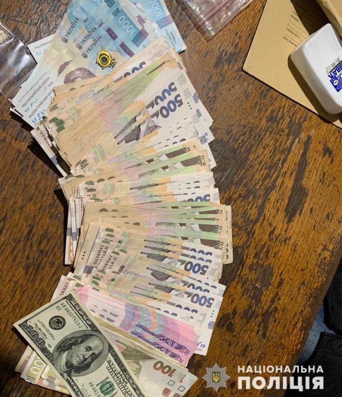 На Житомирщині викрили групу наркоділків і ліквідували канал збуту наркотиків, фото №4 на сайті 20minut.ua