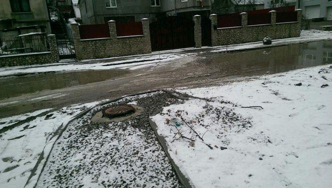 Новини Тернополя - фото з Чумацька в Тернополі – як після війни. Чи має шанс дорога покрасуватись новим асфальтом?