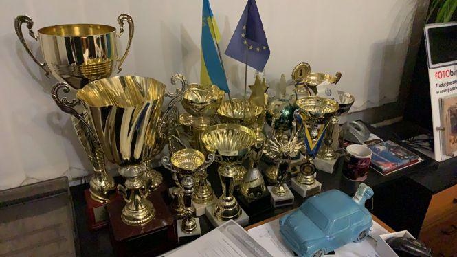 Новини Тернополя - фото з На "горбатому" Запорожці тернополянин уперше в історії виступить на престижному ралі в Монако На "горбатому" Запорожці тернополянин уперше в історії виступить на престижному ралі в Монако, фото №3 на сайті 20minut.ua