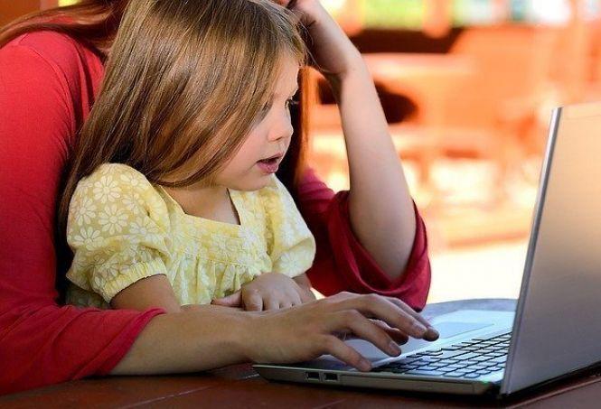 Новини Вінниці - фото з Коли всі вдома: як вінничани поєднують дистанційну роботу і виховання дітей Коли всі вдома: як вінничани поєднують дистанційну роботу і виховання дітей, фото №5 на сайті 20minut.ua