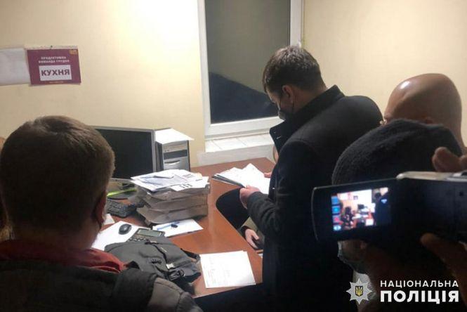 Обшуки в «СВ»: в поліції розповіли деталі, фото №2 на сайті vsim.ua