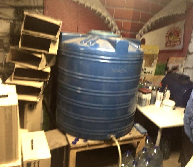Новини Житомира - фото з Під виглядом елітного алкоголю житомиряни налагодили випуск і реалізацію фальсифікату Під виглядом елітного алкоголю житомиряни налагодили випуск і реалізацію фальсифікату, фото №1 на сайті 20minut.ua