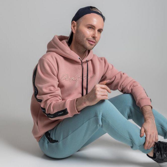 Новини Вінниці - фото з Мода в карантин. Вінницькі дизайнери створюють лінійки одягу для комфорту і відпочинку Мода в карантин. Вінницькі дизайнери створюють лінійки одягу для комфорту і відпочинку, фото №1 на сайті 20minut.ua