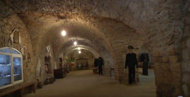 Новини Вінниці - фото з Підземелля Ямполя показали у Польщі по телебаченню, а потім з Варшави приїхав гість. Хто він? Підземелля Ямполя показали у Польщі по телебаченню, а потім з Варшави приїхав гість. Хто він?, фото №10 на сайті 20minut.ua