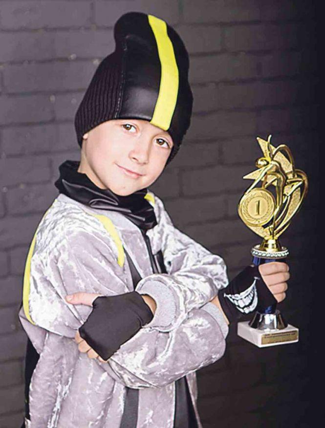 Новини Вінниці - фото з «Я виразно танцюю і лицем». Юний чемпіон з хіп-хопу Тимур Теренчук ділиться секретами успіху «Я виразно танцюю і лицем». Юний чемпіон з хіп-хопу Тимур Теренчук ділиться секретами успіху, фото №3 на сайті 20minut.ua