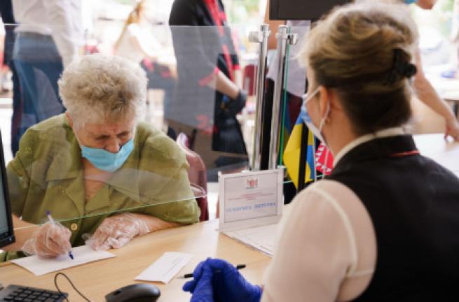 Новини Вінниці - фото з Більше 10 тисяч вінничан отримують муніципальні доплати. Як оформити? 0000000000.jpg