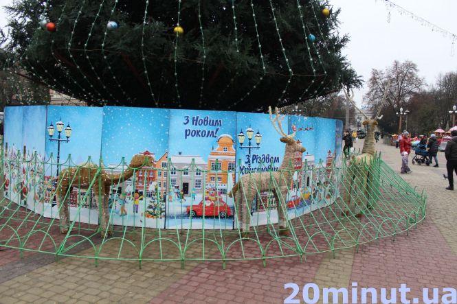 З одного ракурсу: як змінився новорічний Театральний майдан за 60 років (ФОТО), фото №5 на сайті 20minut.ua