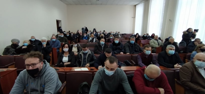 «Лікарня наша власність»‎: під райрадою мітингують лікарі та обіцяють перекрити дорогу, фото №6 на сайті 20minut.ua