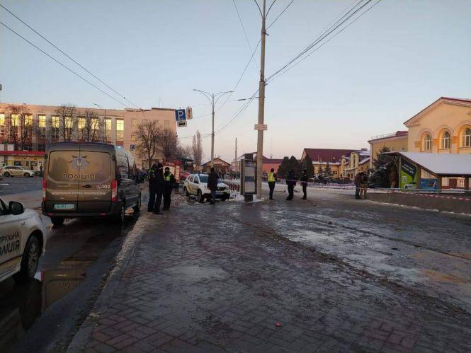 Новини Вінниці - фото з На залізничному вокзалі евакуювали всіх пасажирів. Що там відбувається? На залізничному вокзалі евакуювали всіх пасажирів. Що там відбувається?, фото №2 на сайті 20minut.ua