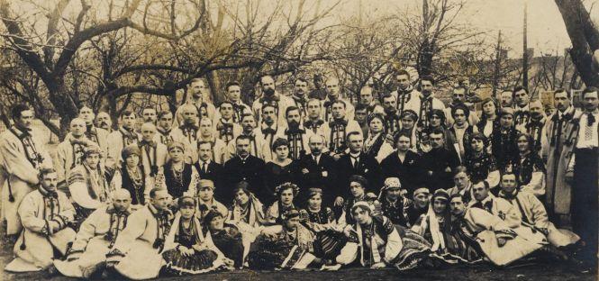 Новини Вінниці - фото з Хто ловив убивцю Леонтовича? Нове про автора популярного у світі «Щедрика» Хто ловив убивцю Леонтовича? Нове про автора популярного у світі «Щедрика», фото №9 на сайті 20minut.ua