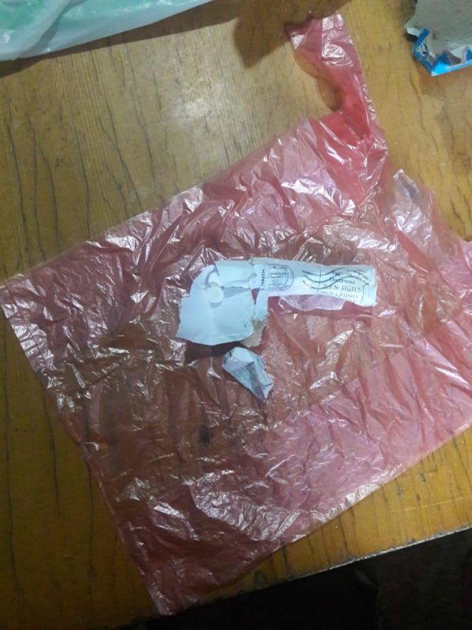 Новини Хмельницького - фото з Мешканцям хмельницького СІЗО намагалися передати заборонені речовини: куди заховали Мешканцям хмельницького СІЗО намагалися передати заборонені речовини: куди заховали, фото №2 на сайті vsim.ua