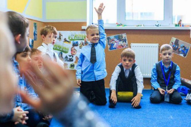 Новини Тернополя - фото з Хто вчиться у школі, а хто і далі – онлайн? Як Тернопільщина повернулася до навчання