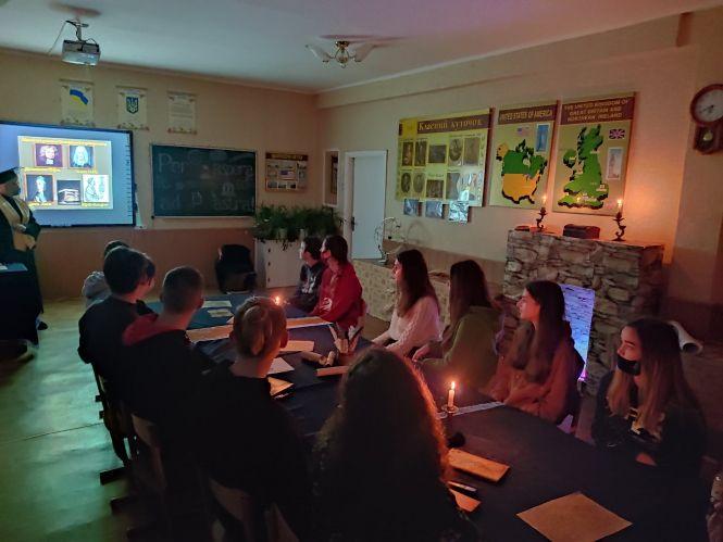 Незвичайний захід: в ліцей-школі знання оживали, як експозиції в кінофільмі «Ніч у музеї», фото №2 на сайті 20minut.ua