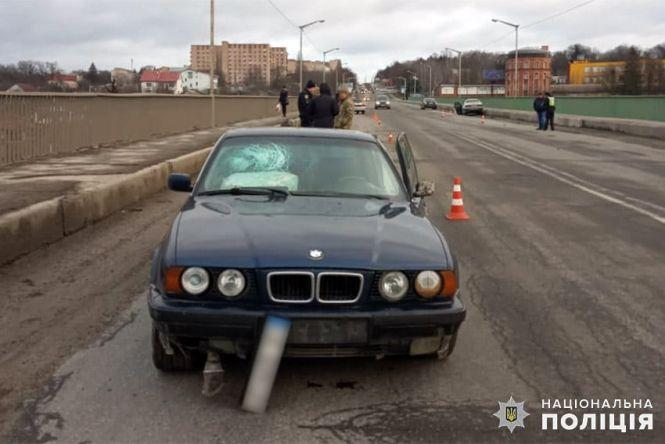 У Кам’янці на мосту зіштовхнулися два легковики: постраждав водій, фото №2 на сайті vsim.ua