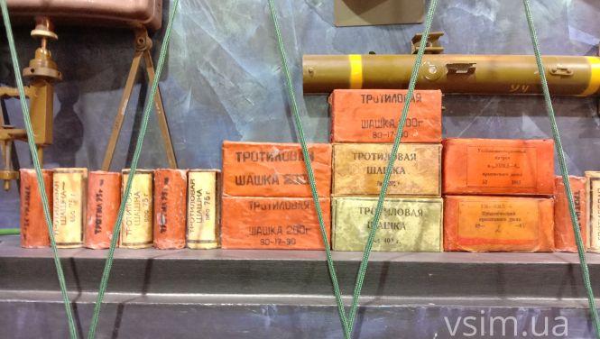 Що можна побачити в Хмельницькому музеї еволюції мін (ФОТО), фото №26 на сайті vsim.ua