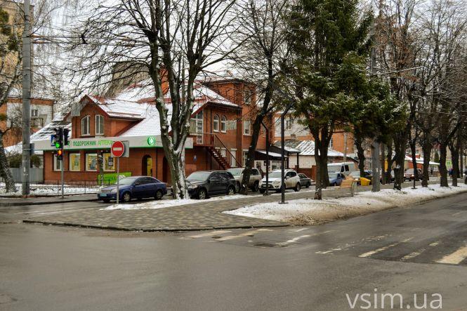 Новини Хмельницького - фото з Таємний підрядник та незвичайні лавки: на Свободи з’явився бульвар для відпочинку (ФОТО) Таємний підрядник та незвичайні лавки: на Свободи з’явився бульвар для відпочинку (ФОТО), фото №9 на сайті vsim.ua