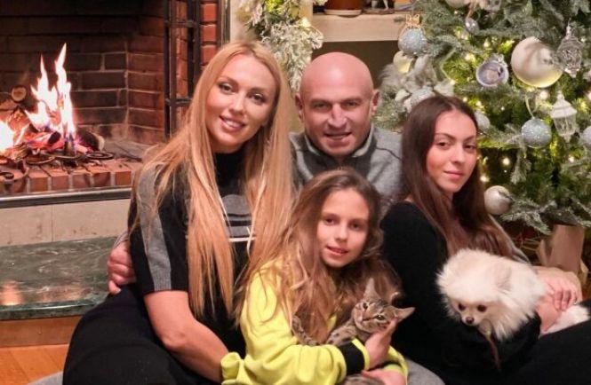 Новини Вінниці - фото з «Родина та діти роблять нас по-справжньому щасливими». Історії кохання знаних вінничан «Родина та діти роблять нас по-справжньому щасливими». Історії кохання знаних вінничан, фото №12 на сайті 20minut.ua