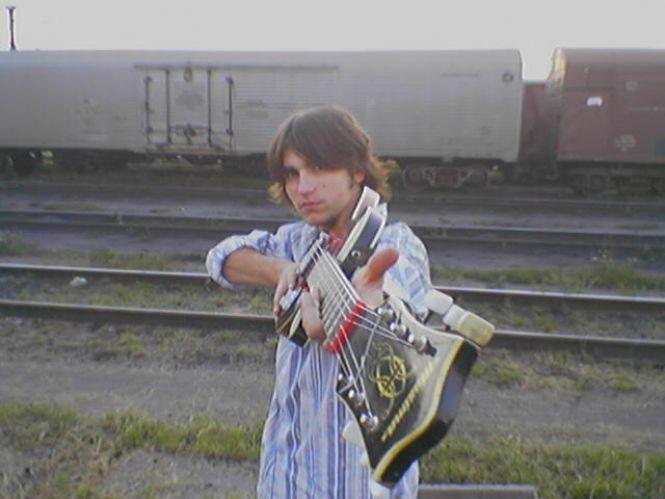 Козятинський рок-гурт, учасник якого став священиком — «Шмідта 26» («Shmidta 26»), фото №2 на сайті 20minut.ua