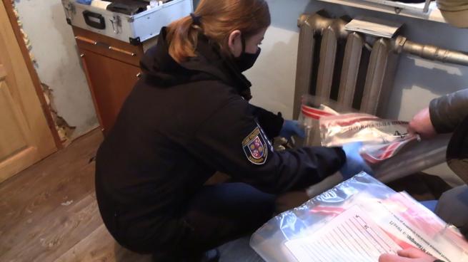 Новини Вінниці - фото з У Гавришівці бандит катував 21-річну дівчину та відібрав понад 100 тисяч гривень У Гавришівці бандит катував 21-річну дівчину та відібрав понад 100 тисяч гривень, фото №1 на сайті 20minut.ua