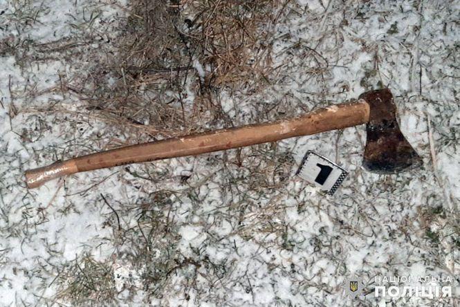 Новини Хмельницького - фото з Підпалив авто та погрожував вбити жінку: на Хмельниччині затримали чоловіка з сокирою Підпалив авто та погрожував вбити жінку: на Хмельниччині затримали чоловіка з сокирою, фото №2 на сайті vsim.ua