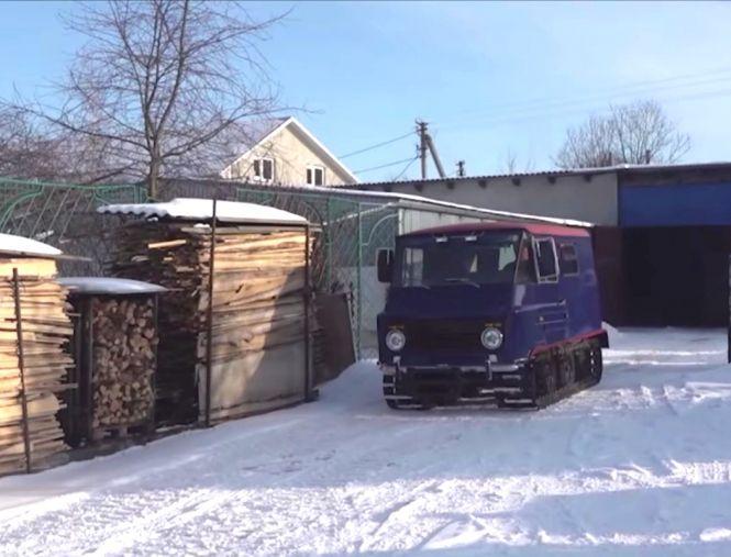Новини Тернополя - фото з Змайстрував снігохід, аеросани і мріє про всюдихід: винахідник із Тернопільщини робить унікальну техніку Змайстрував снігохід, аеросани і мріє про всюдихід: винахідник із Тернопільщини робить унікальну техніку, фото №1 на сайті 20minut.ua