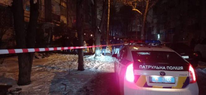 Новини Вінниці - фото з Спецоперація «Грім»: на Замостянській п'яний зек погрожував підірвати багатоповерхівку Спецоперація «Грім»: на Замостянській п'яний зек погрожував підірвати багатоповерхівку, фото №1 на сайті 20minut.ua