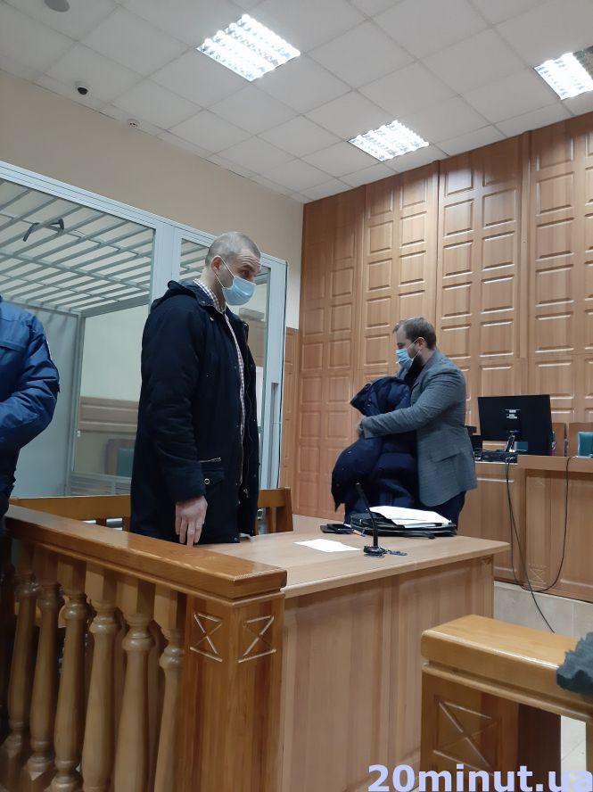 Суд відправив підозрюваного у стрілянині по дітях в СІЗО. Подробиці "20 хвилин", фото №2 на сайті 20minut.ua