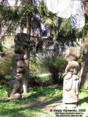 Новини Тернополя - фото з Буратіно, Змій Горинич, 33 богатирі. Дерев'яні скульптури з парку  Буратіно, Змій Горинич, 33 богатирі. Дерев'яні скульптури з парку